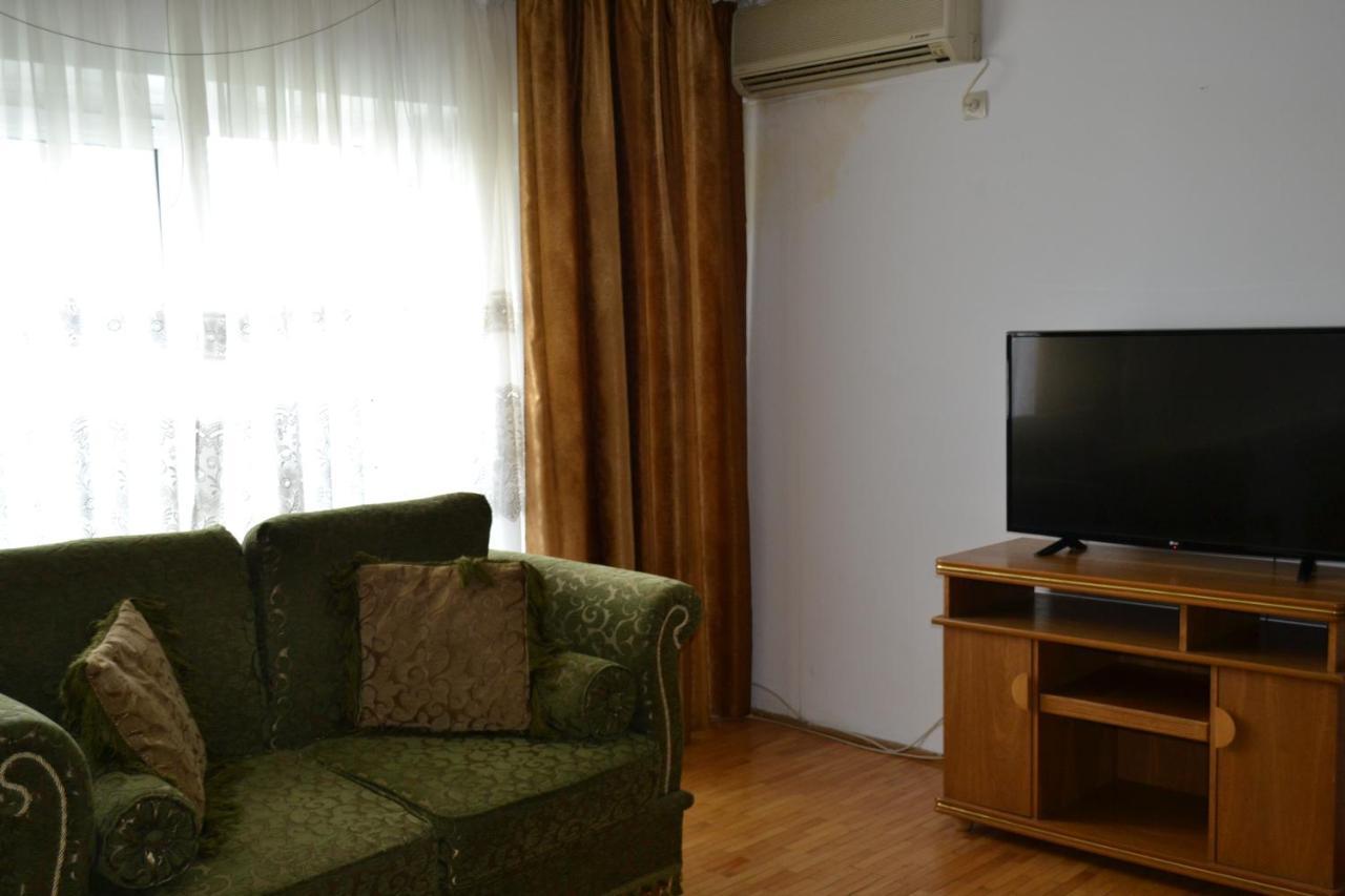Dreams By The River Apartman Bukarest Kültér fotó